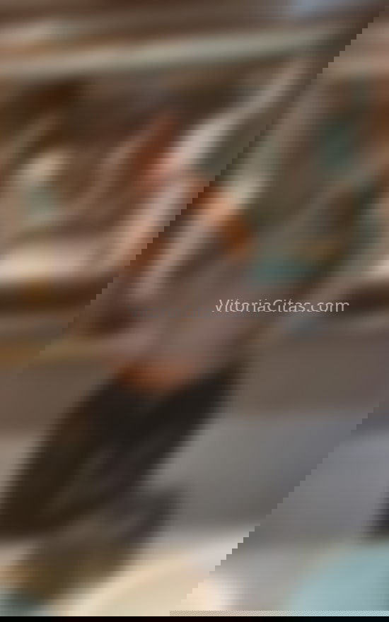 Ainoa, andaluza. 631678163. Citas en VITORIA, VITORIA. www.vitoriacitas.com.