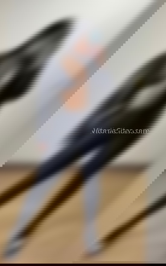 Carolina, hermosa morenaza colombiana. 611250783. Citas en VITORIA, VITORIA. www.vitoriacitas.com.