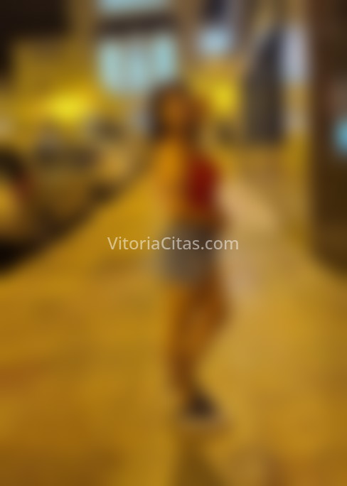 Carina, paraguaya. 698338730. Citas en VITORIA, VITORIA. www.vitoriacitas.com.