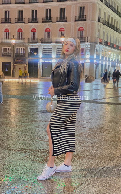 Ari, trans latina. 613608369. Citas en VITORIA, VITORIA. www.vitoriacitas.com.