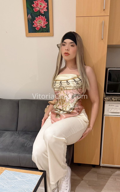 Ari, trans latina. 613608369. Citas en VITORIA, VITORIA. www.vitoriacitas.com.