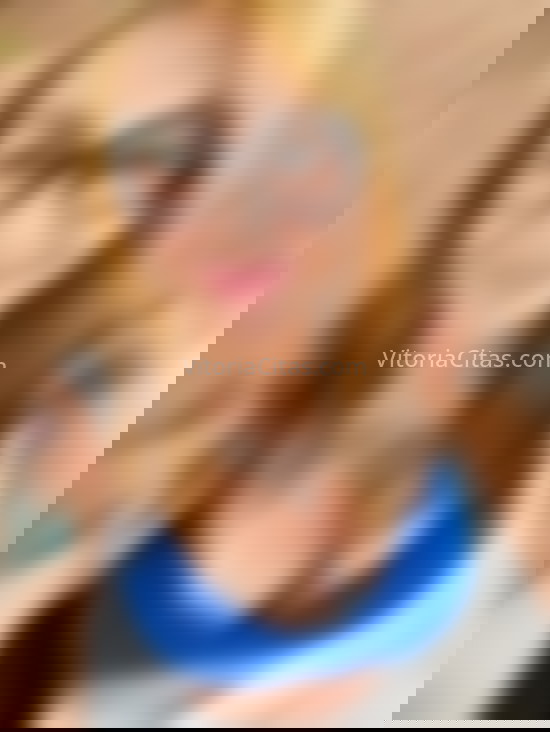 Nuria, cercana y elegante. 655019358. Citas en VITORIA, VITORIA. www.vitoriacitas.com.