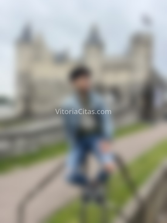 Alejandro, español muy atento. 634400019. Citas en VITORIA, VITORIA. www.vitoriacitas.com.