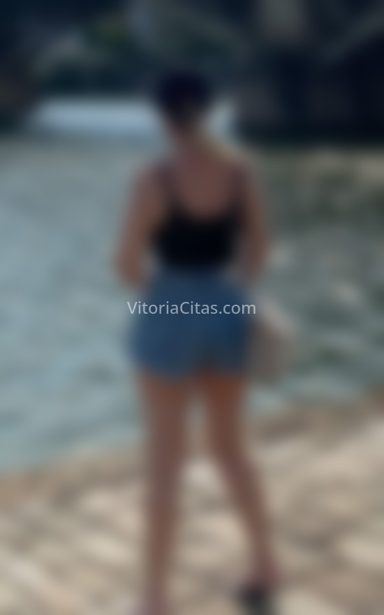 Natalia, andaluza. 695012310. Citas en VITORIA, VITORIA. www.vitoriacitas.com.