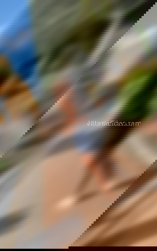 Anne, femenina y delicada . 664381965. Citas en VITORIA, VITORIA. www.vitoriacitas.com.