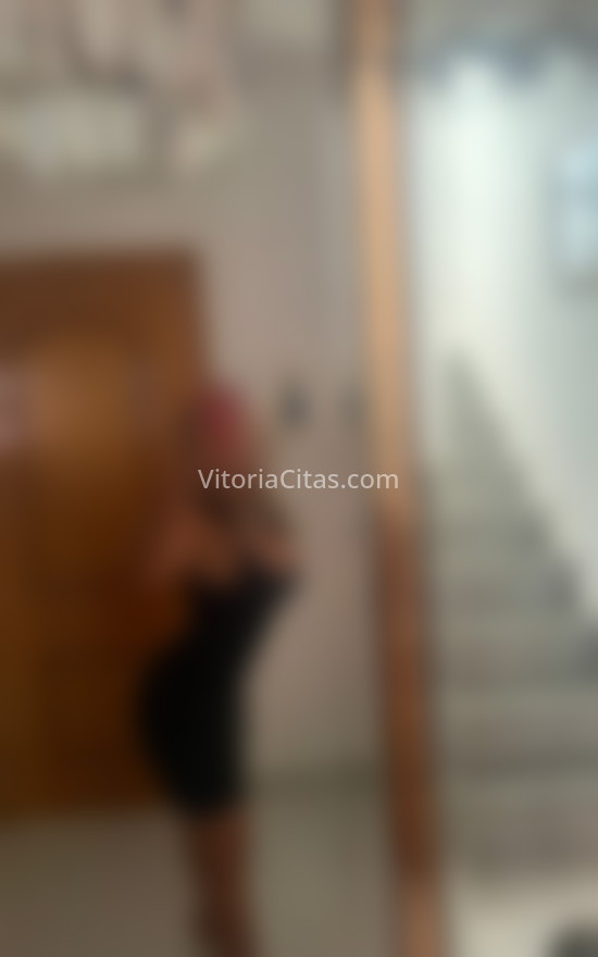 Claudia, mujer catalana . 634168453. Citas en VITORIA, VITORIA. www.vitoriacitas.com.