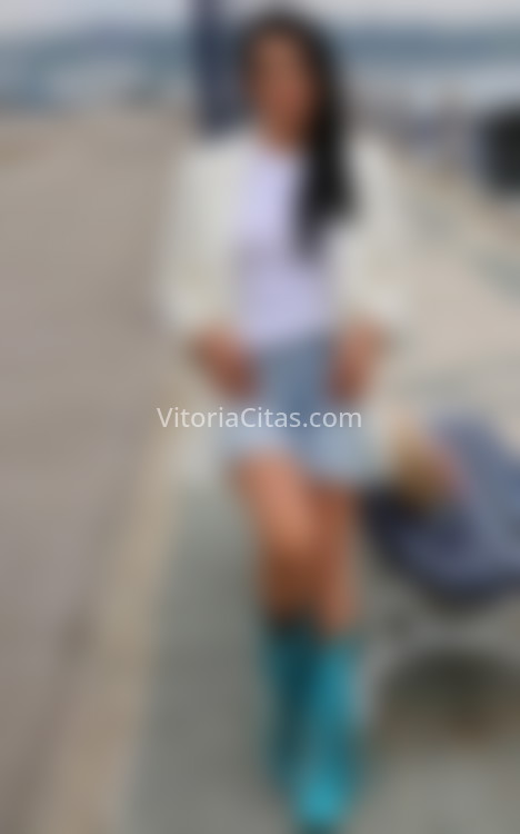 Akira, brasileña. 634080138. Citas en VITORIA, VITORIA. www.vitoriacitas.com.