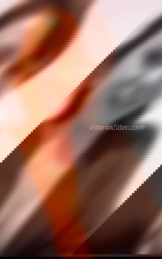 Ámbar, argentina. 656318206. Citas en VITORIA, VITORIA. www.vitoriacitas.com.