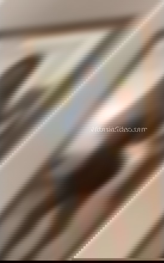 Larissa. 634660357. Citas en VITORIA, VITORIA. www.vitoriacitas.com.