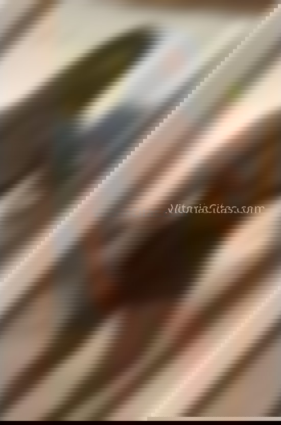 Larissa. 634660357. Citas en VITORIA, VITORIA. www.vitoriacitas.com.