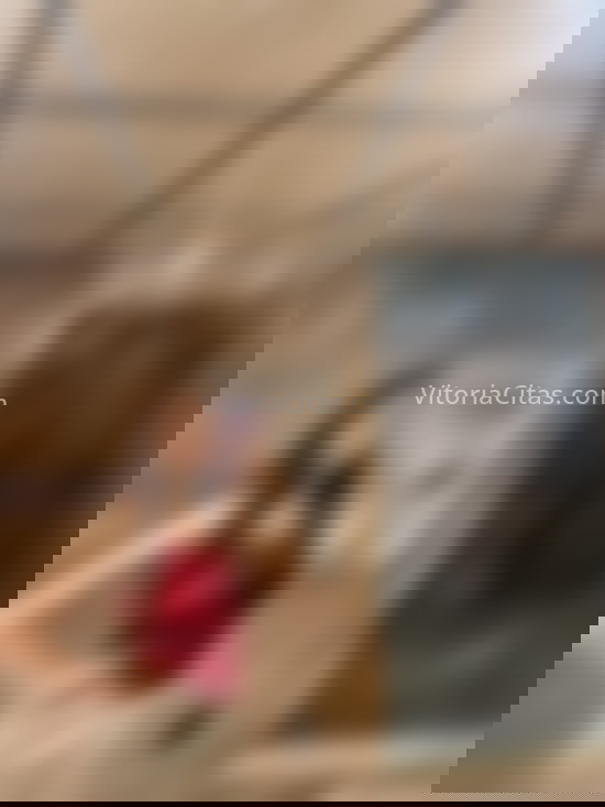 Enid, joven encantadora. 683357144. Citas en VITORIA, VITORIA. www.vitoriacitas.com.