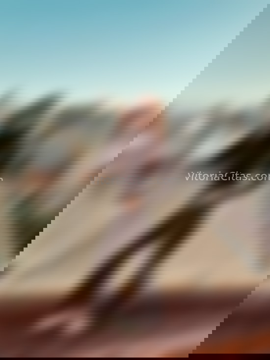 Enid, joven encantadora. 683357144. Citas en VITORIA, VITORIA. www.vitoriacitas.com.