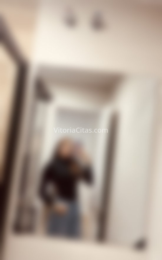 Enid, joven encantadora. 683357144. Citas en VITORIA, VITORIA. www.vitoriacitas.com.
