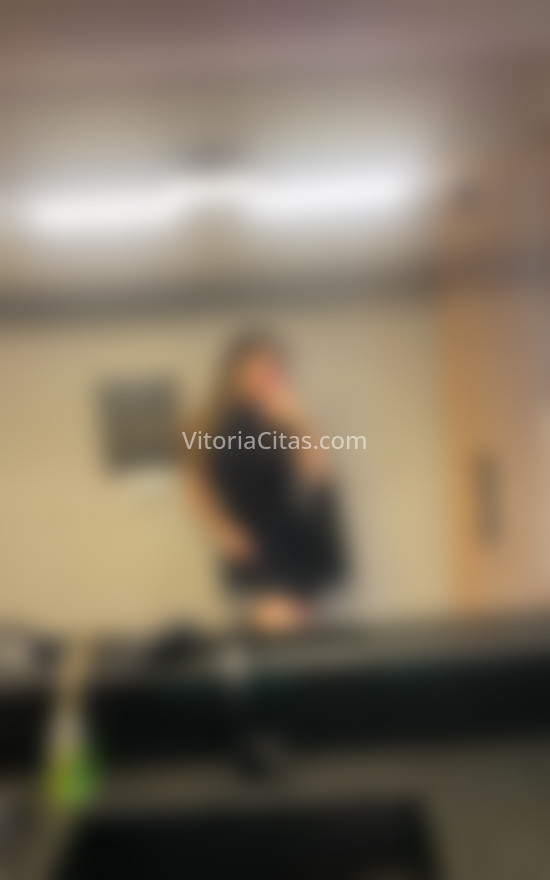 Luna. 624695954. Citas en VITORIA, VITORIA. www.vitoriacitas.com.