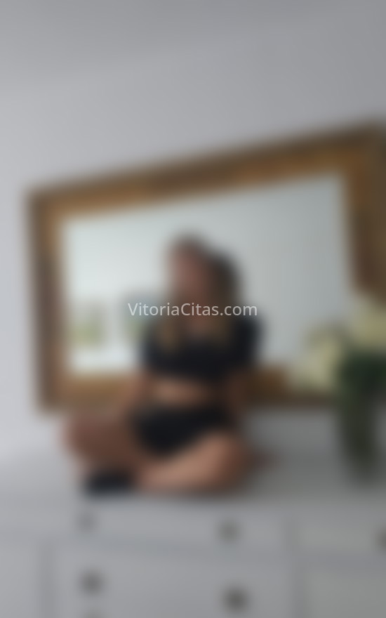 Ana, jovencita latina coqueta. 611385780. Citas en VITORIA, VITORIA. www.vitoriacitas.com.