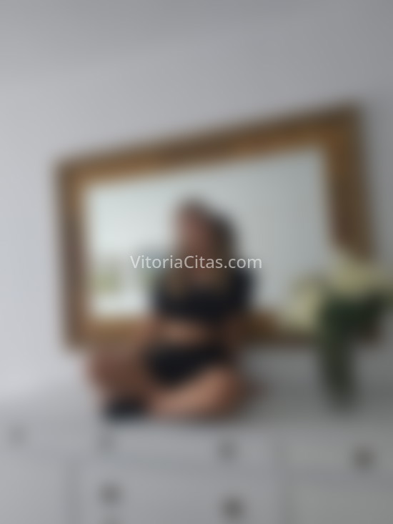 Ana, jovencita latina coqueta. 611385780. Citas en VITORIA, VITORIA. www.vitoriacitas.com.