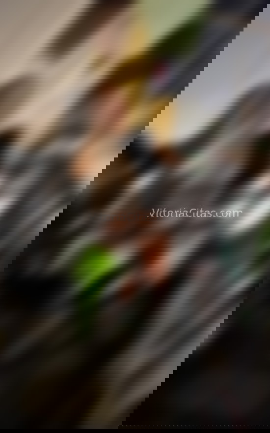 Andrea, colombiana . 633469557. Citas en VITORIA, VITORIA. www.vitoriacitas.com.