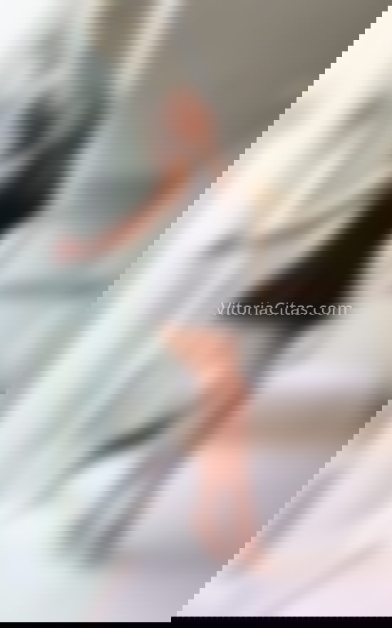 Abril Gonza. 663647856. Citas en VITORIA, VITORIA. www.vitoriacitas.com.