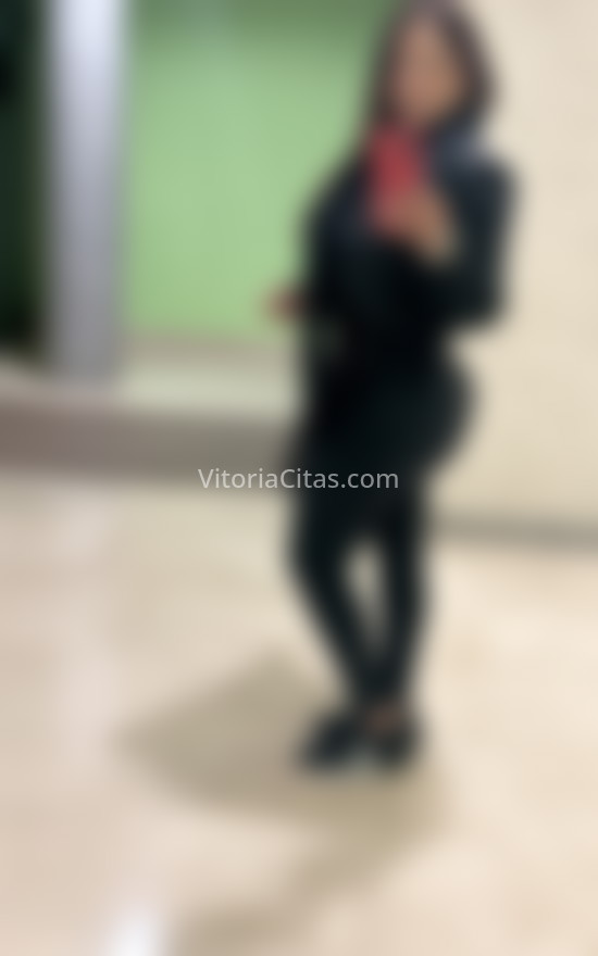 Carol, encantadora latina . 637509222. Citas en VITORIA, VITORIA. www.vitoriacitas.com.