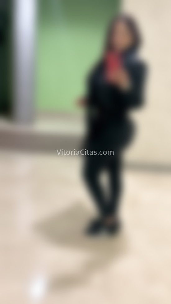 Carol, encantadora latina . 637509222. Citas en VITORIA, VITORIA. www.vitoriacitas.com.