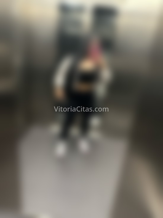 Camila, hermosa estudiante latina. 634067850. Citas en VITORIA, VITORIA. www.vitoriacitas.com.