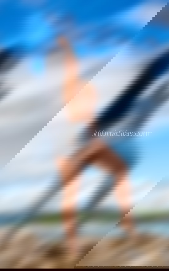 Camila, hermosa estudiante latina. 634067850. Citas en VITORIA, VITORIA. www.vitoriacitas.com.