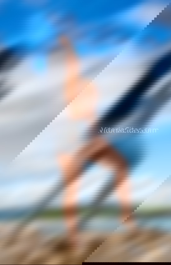 Camila, hermosa estudiante latina. 634067850. Citas en VITORIA, VITORIA. www.vitoriacitas.com.