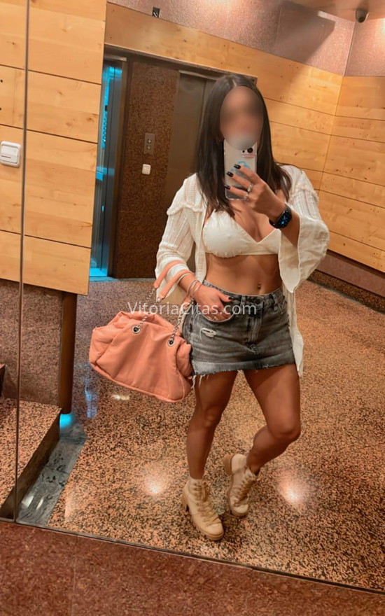 Camila, estupenda brasileña. 643054425. Citas en VITORIA, VITORIA. www.vitoriacitas.com.
