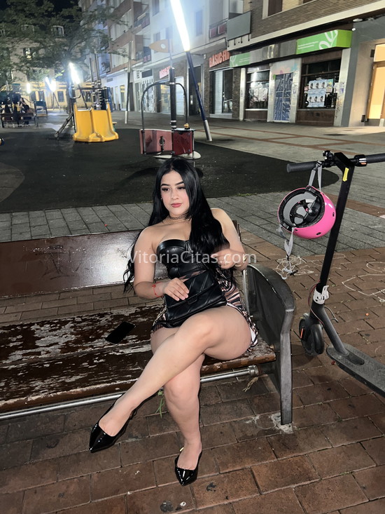 Karolina, colombiana en la ciudad. 603390103. Citas en VITORIA, VITORIA. www.vitoriacitas.com.