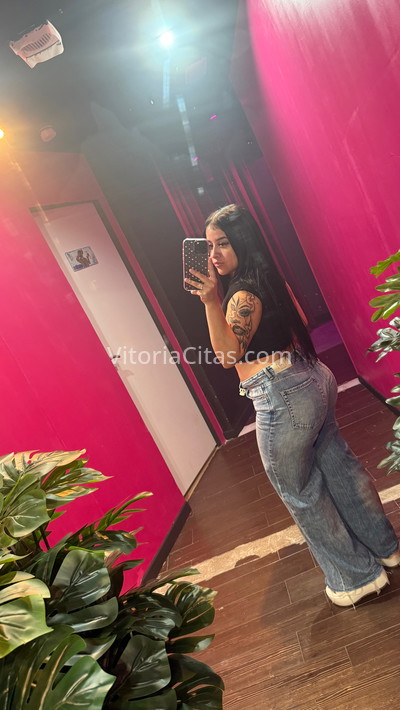Karolina, colombiana en la ciudad. 603390103. Citas en VITORIA, VITORIA. www.vitoriacitas.com.