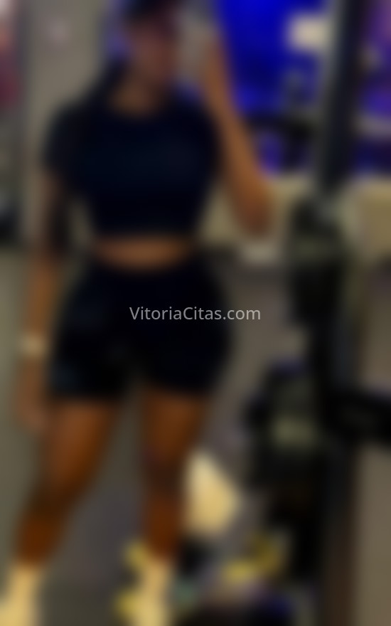 Mia, mulata encantadora . 613233018. Citas en VITORIA, VITORIA. www.vitoriacitas.com.