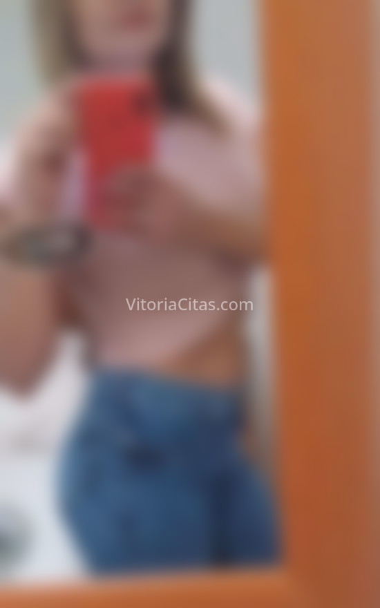 Larissa, brasileña de 27 años. 614364394. Citas en VITORIA, VITORIA. www.vitoriacitas.com.