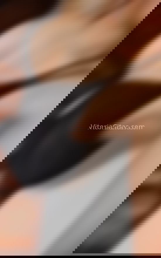 Larissa, brasileña de 27 años. 614364394. Citas en VITORIA, VITORIA. www.vitoriacitas.com.