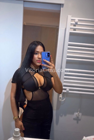 Carolina . 631860228. Citas en VITORIA, VITORIA. www.vitoriacitas.com.