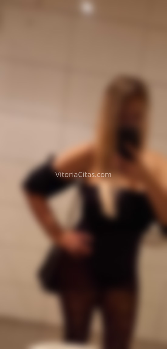 Cristal, brasileña madura. 613780045. Citas en VITORIA, VITORIA. www.vitoriacitas.com.
