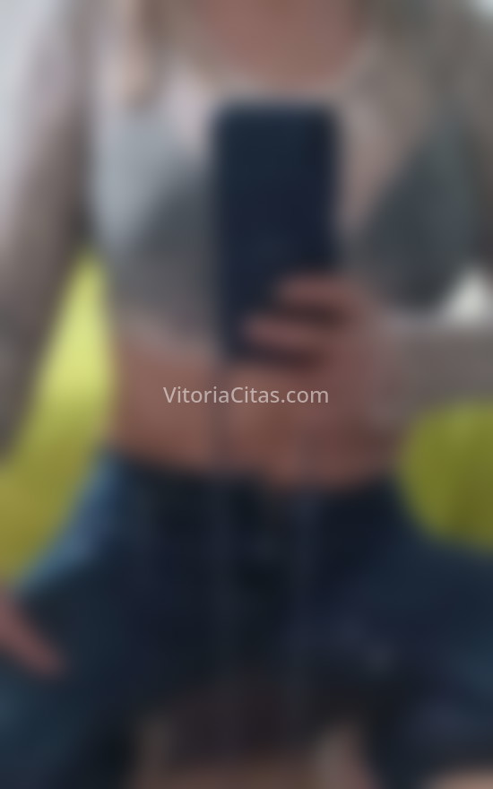 Karina, bella mujer brasileña. 643945637. Citas en VITORIA, VITORIA. www.vitoriacitas.com.