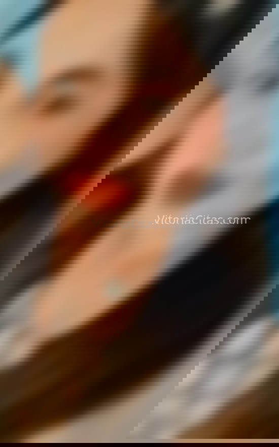 Dulce, encantadora latina. 643200308. Citas en VITORIA, VITORIA. www.vitoriacitas.com.