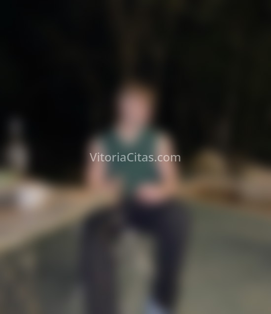 Alex, joven brasileño. 635717340. Citas en VITORIA, VITORIA. www.vitoriacitas.com.