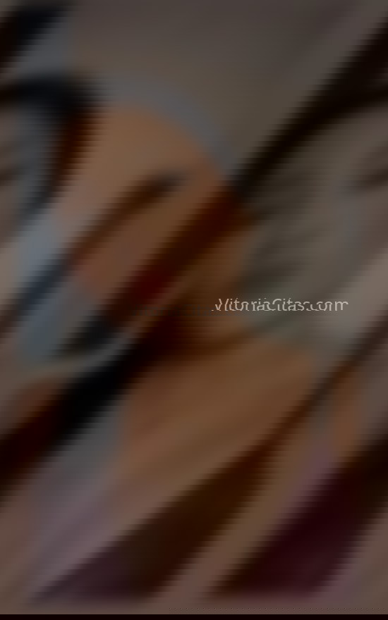 Aleja, joven colombiana. 641942411. Citas en VITORIA, VITORIA. www.vitoriacitas.com.