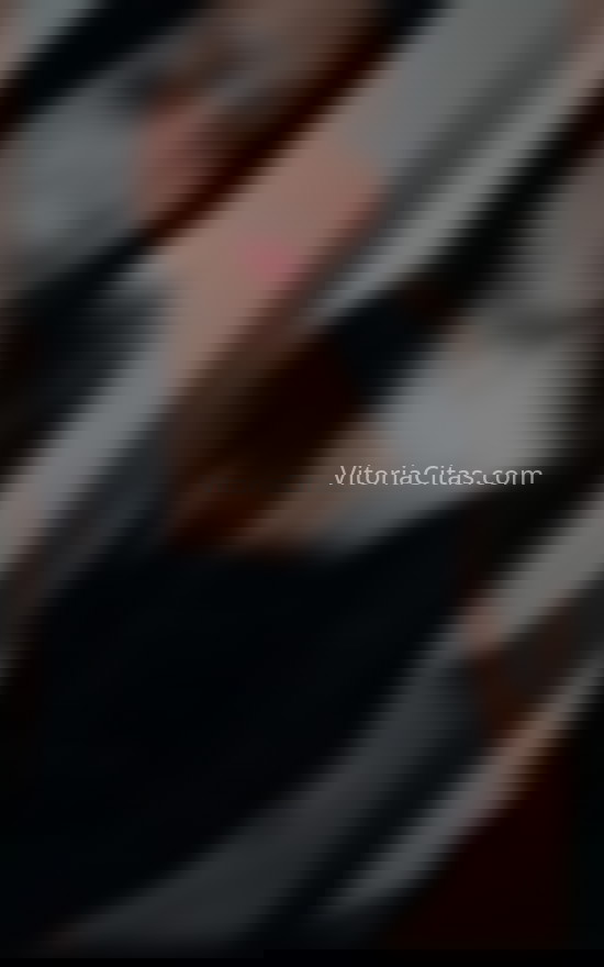 Aleja, joven colombiana. 641942411. Citas en VITORIA, VITORIA. www.vitoriacitas.com.