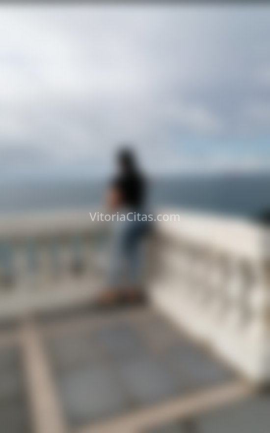 Cristal, colombiana encantadora . 611338986. Citas en VITORIA, VITORIA. www.vitoriacitas.com.