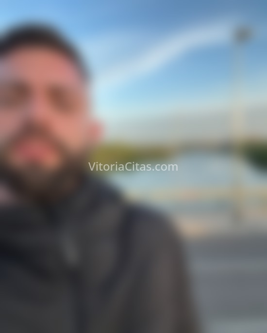 Carlos, chico latino. 632248137. Citas en VITORIA, VITORIA. www.vitoriacitas.com.