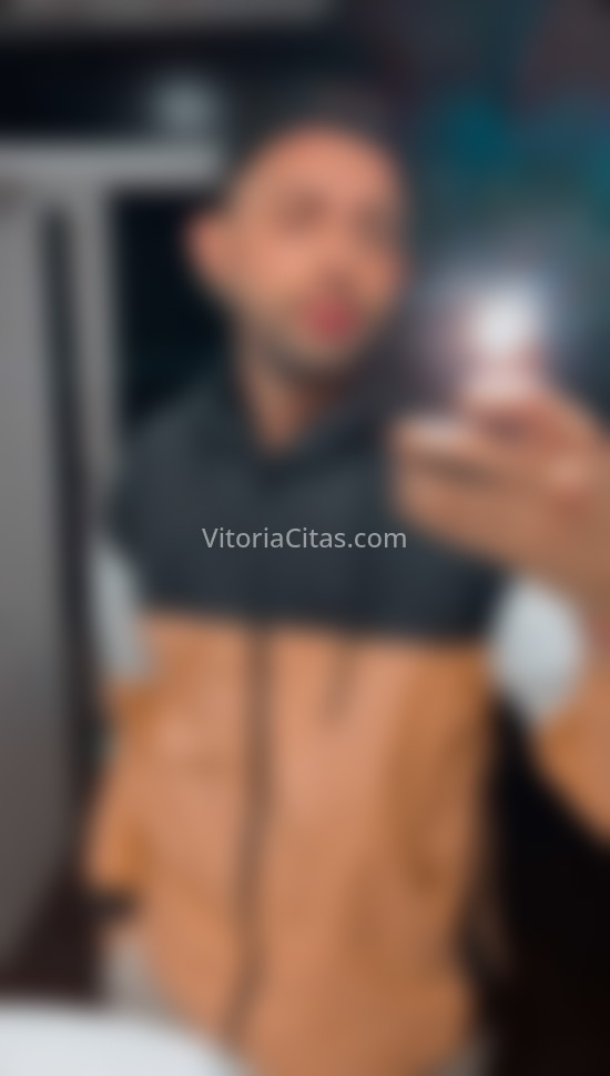 Carlos, chico latino. 632248137. Citas en VITORIA, VITORIA. www.vitoriacitas.com.
