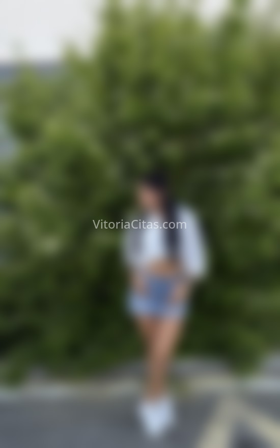 Valeria, jovencita colombiana. 613950109. Citas en VITORIA, VITORIA. www.vitoriacitas.com.
