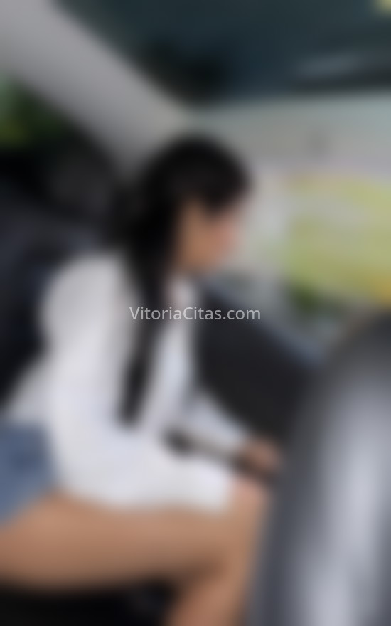 Valeria, jovencita colombiana. 613950109. Citas en VITORIA, VITORIA. www.vitoriacitas.com.