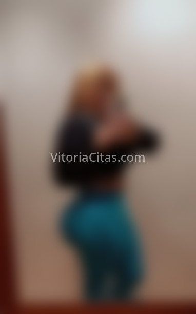 Natalia, divertida colombiana. 613436989. Citas en VITORIA, VITORIA. www.vitoriacitas.com.