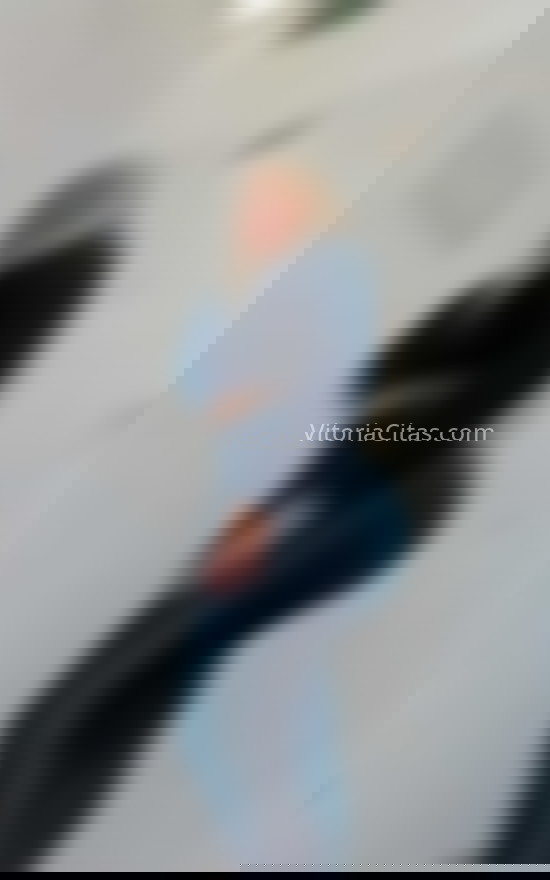 Natalia, divertida colombiana. 613436989. Citas en VITORIA, VITORIA. www.vitoriacitas.com.