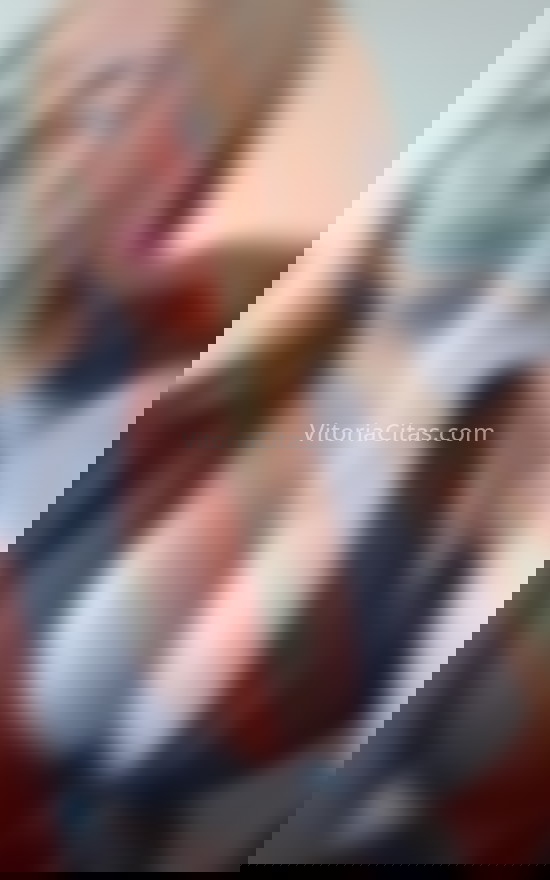 Natalia, divertida colombiana. 613436989. Citas en VITORIA, VITORIA. www.vitoriacitas.com.