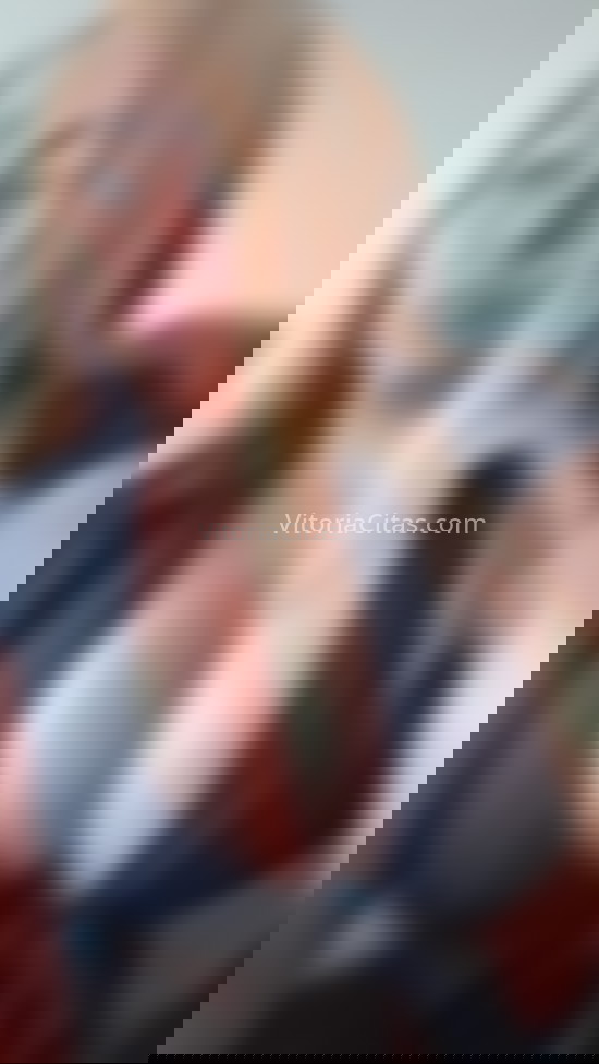 Natalia, divertida colombiana. 613436989. Citas en VITORIA, VITORIA. www.vitoriacitas.com.