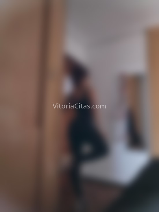 Brenda, joven colombiana . 613849833. Citas en VITORIA, VITORIA. www.vitoriacitas.com.
